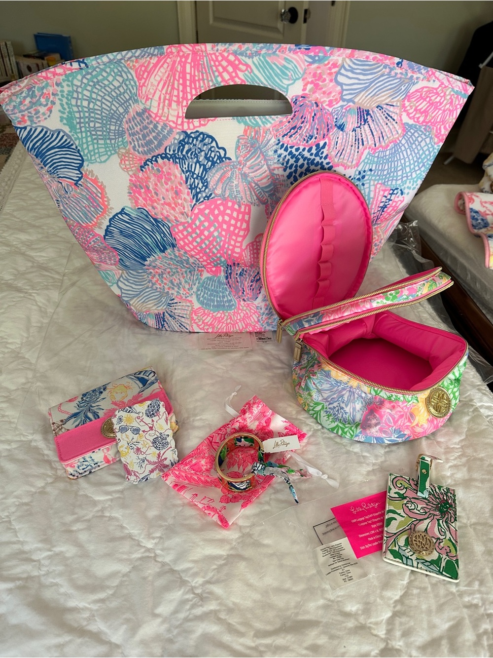 NWT Lilly Pulitzer Accessory Set